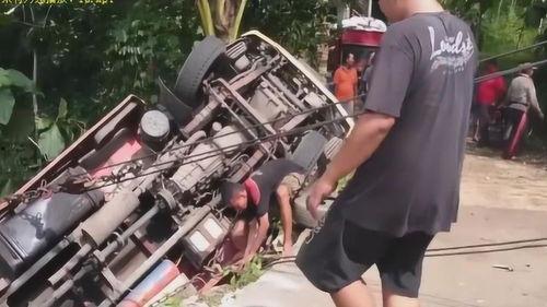 被绑架的人吃瓜群众视频,吃瓜群众目睹惊人一幕