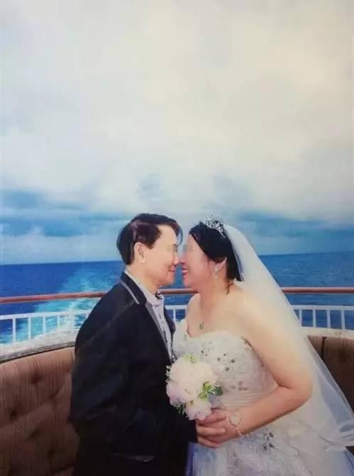 朝阳吃瓜群众婚纱照图片,吃瓜群众婚纱照曝光